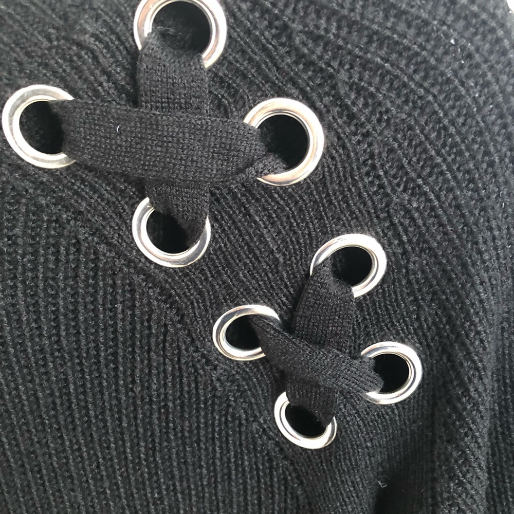 Freshman Ribbed Sweater - Picture 4 of 4